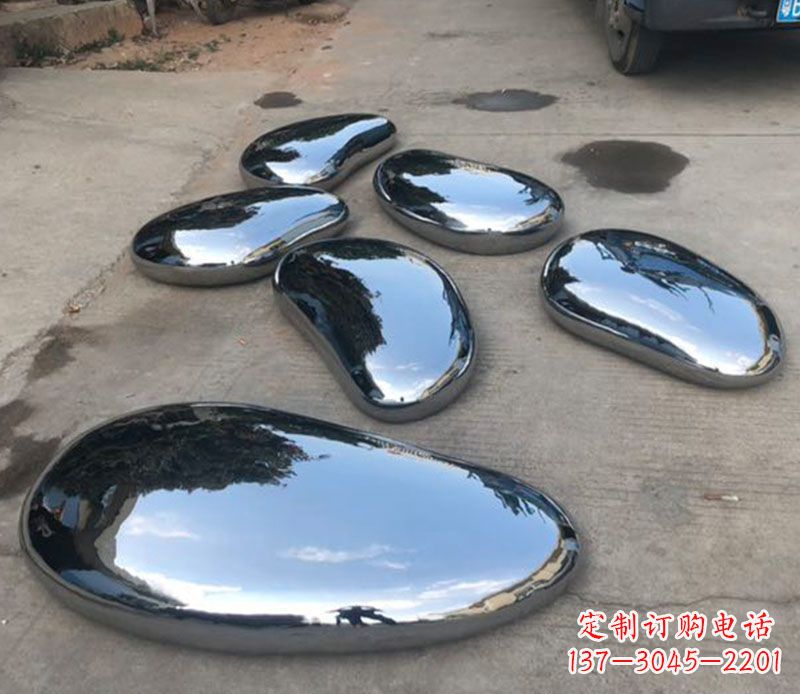 泸州水滴雕塑——不锈钢的精美之作