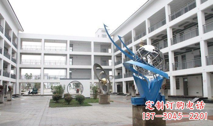 泸州不锈钢地球雕塑缔造美丽的校园