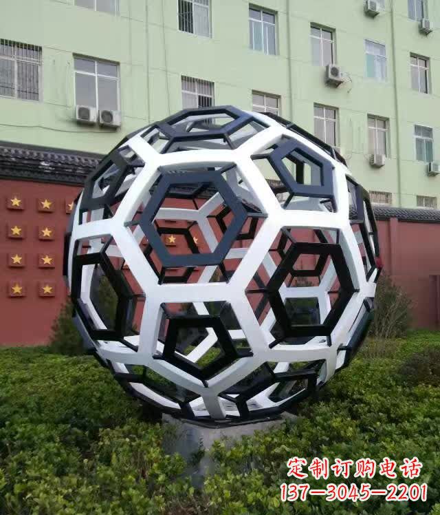 泸州不锈钢足球雕塑缔造校园新风貌