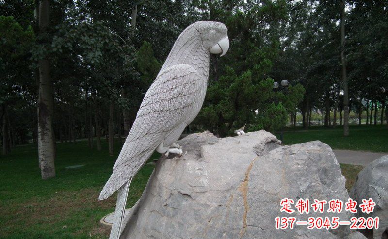 泸州不锈钢鹦鹉精美的雕塑艺术