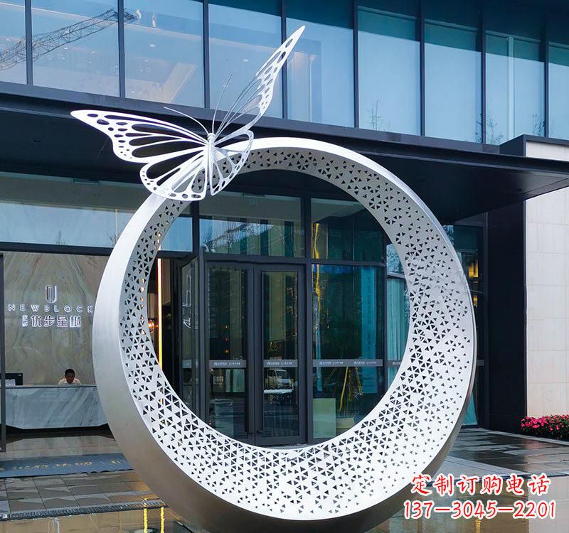 泸州不锈钢园林戒指雕塑精美细腻的艺术品