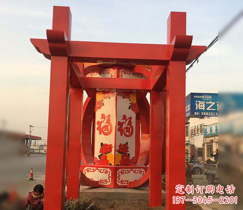 泸州不锈钢灯笼雕塑——点亮中国梦
