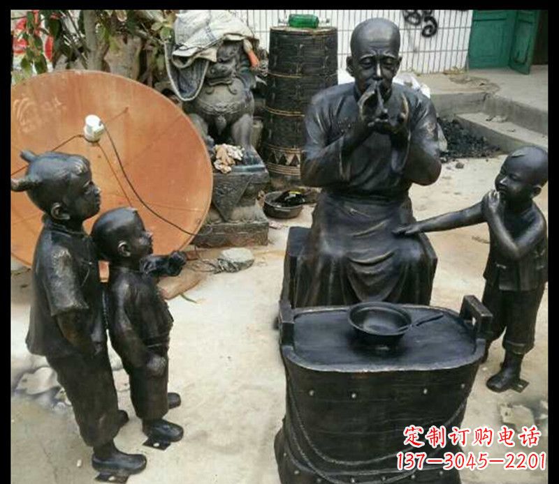 泸州糖果街上的铜雕精灵