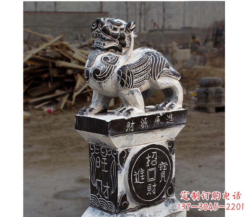 泸州门墩雕塑财源广进的象征