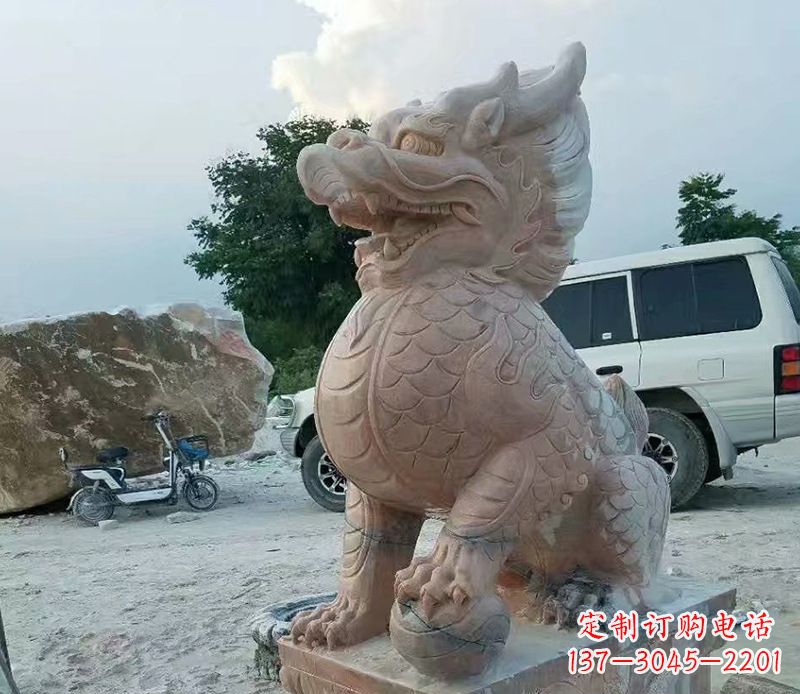 泸州麒麟雕塑象征传统文化的精灵