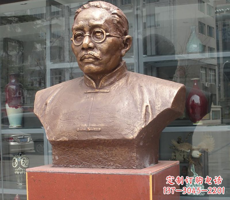 泸州蔡元培雕塑传承睿智的象征