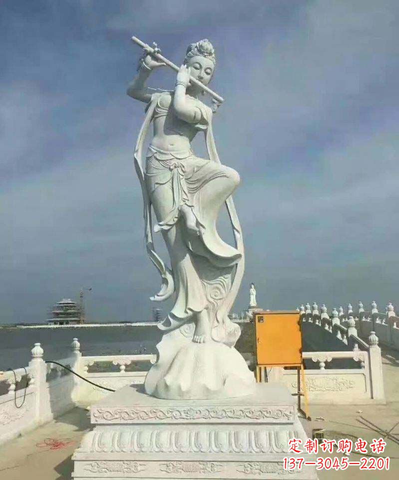 泸州嫦娥仙女石雕
