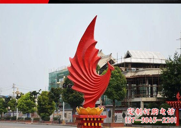 泸州城市的至高象征——不锈钢凤凰雕塑