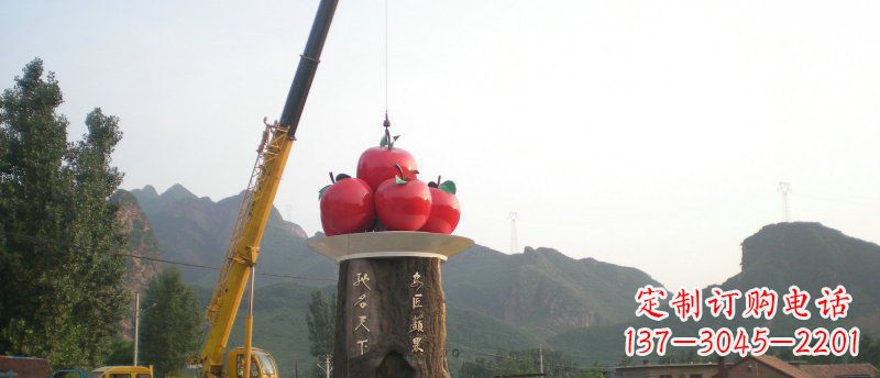 泸州不锈钢苹果雕塑缔造城市风采