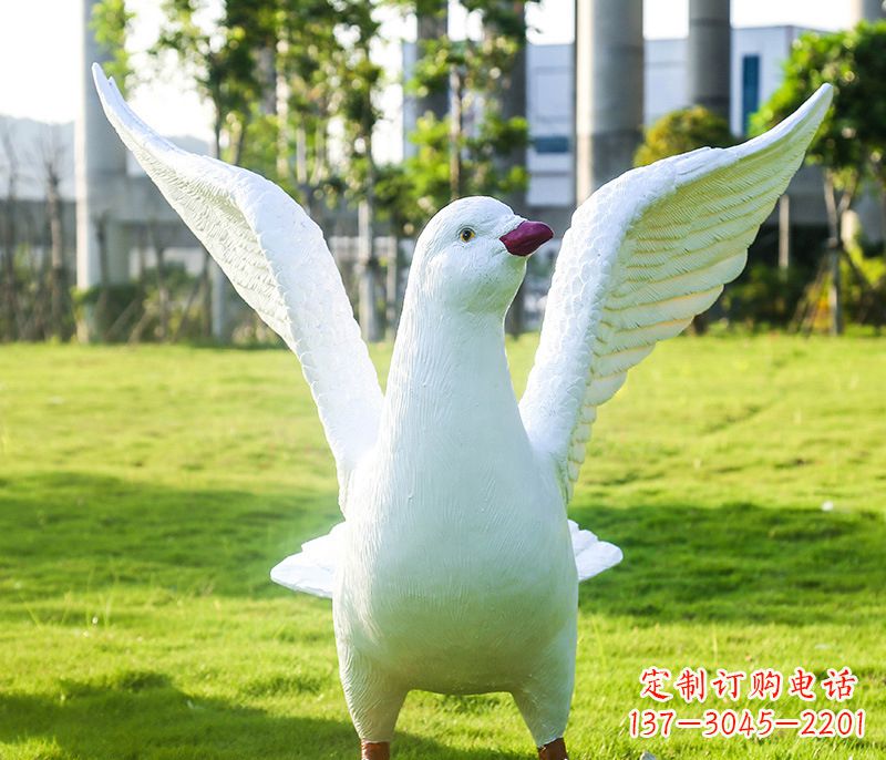 泸州和平鸽雕塑传递和平信息