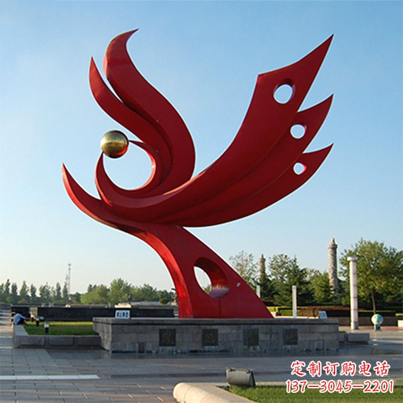 泸州精美凤凰雕塑点缀公园园林景观