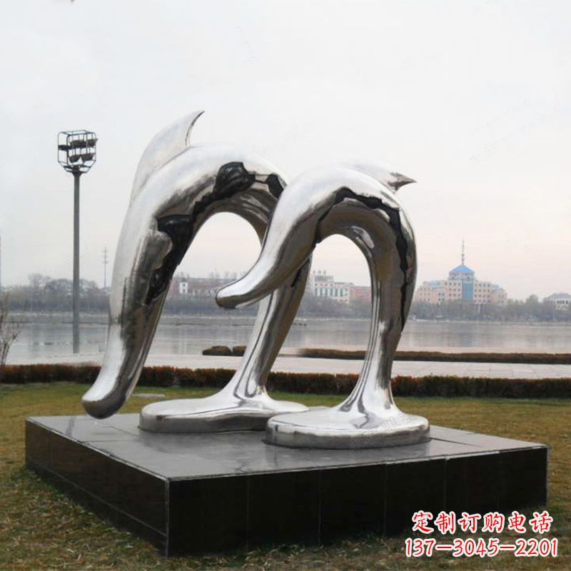 泸州海豚公园动物景观雕塑的精灵