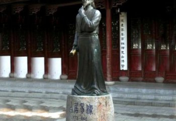 泸州白居易铜雕像向著名诗人致敬