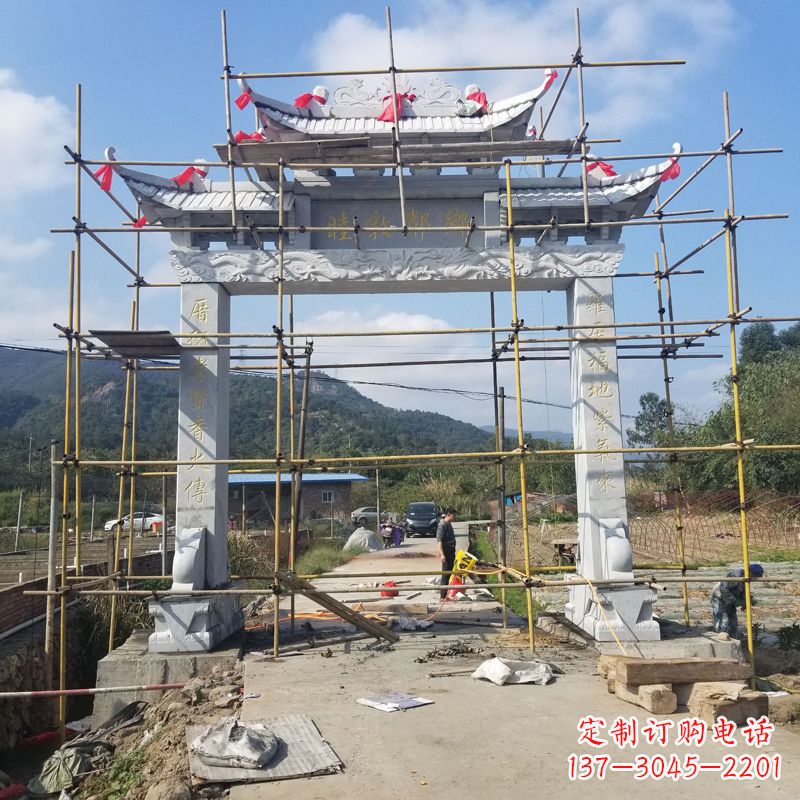 泸州村庄石牌坊雕塑传承民间文化