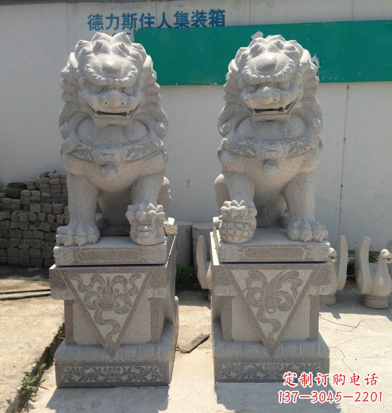 泸州精致大理石狮子雕塑