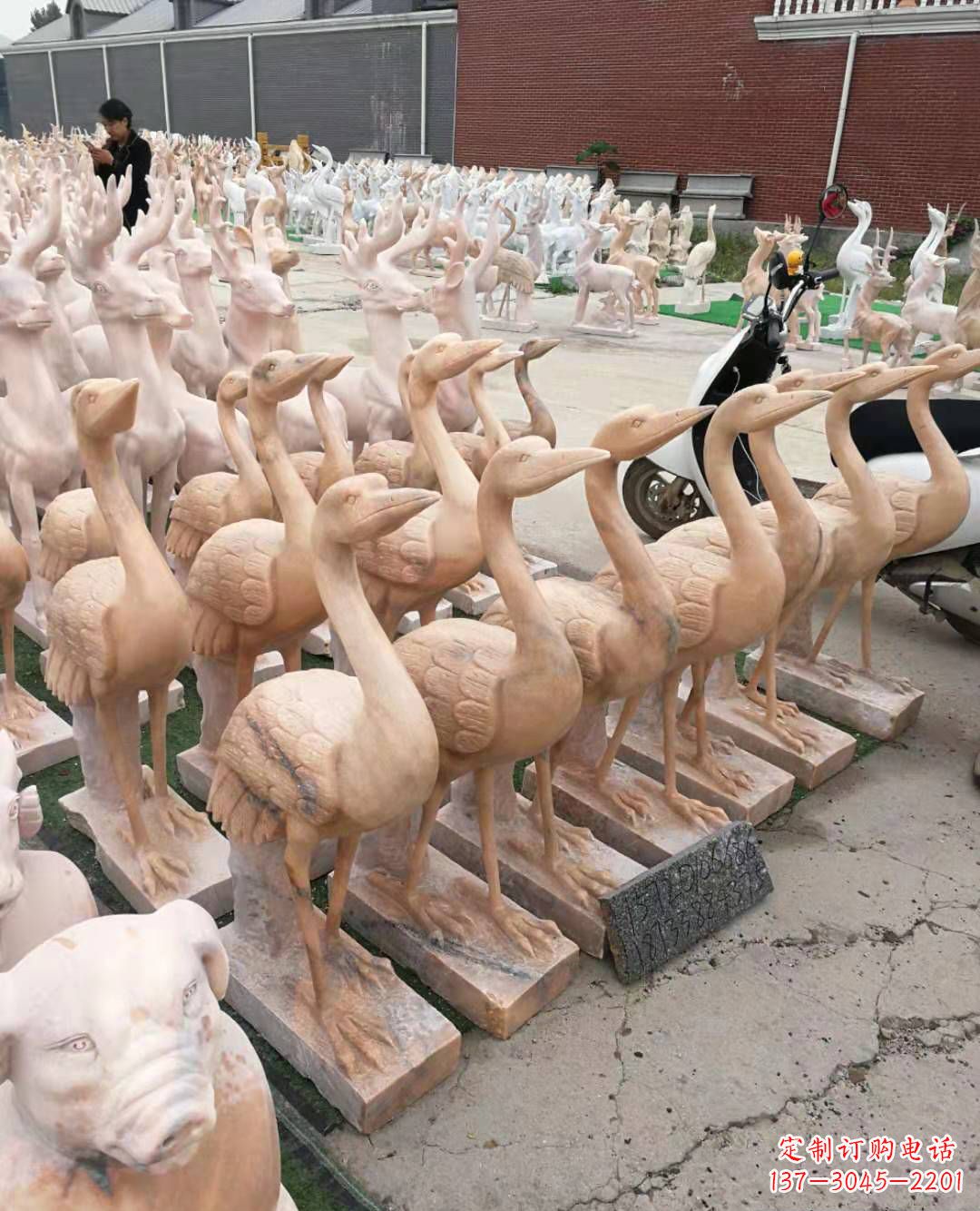 泸州丹顶鹤大理石雕塑