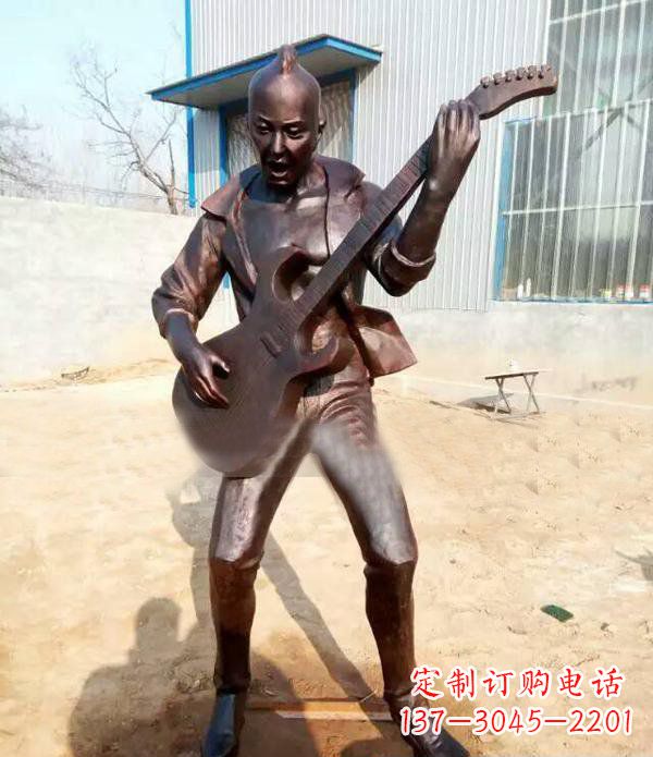 泸州音乐传奇——吉他雕塑