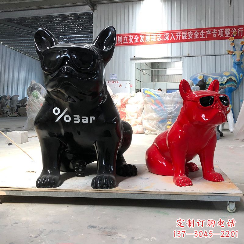 泸州精致可爱的不锈钢斗牛犬雕塑