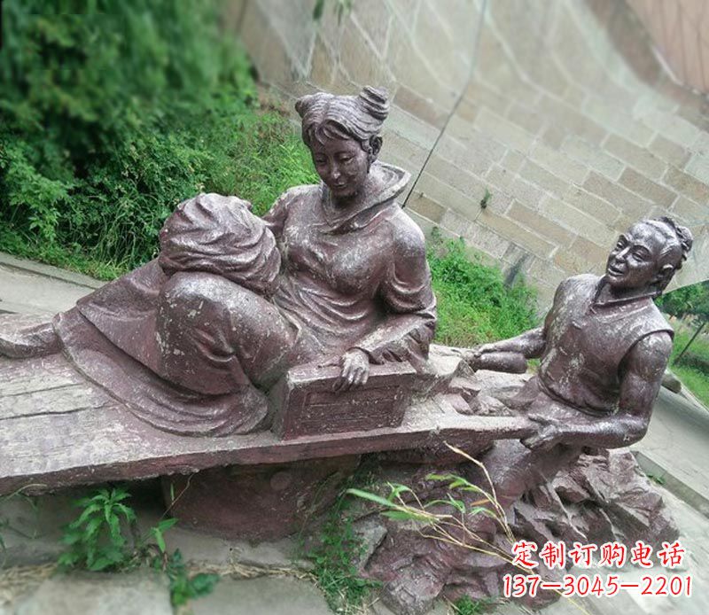 泸州传统风格高雅的独轮车铜雕