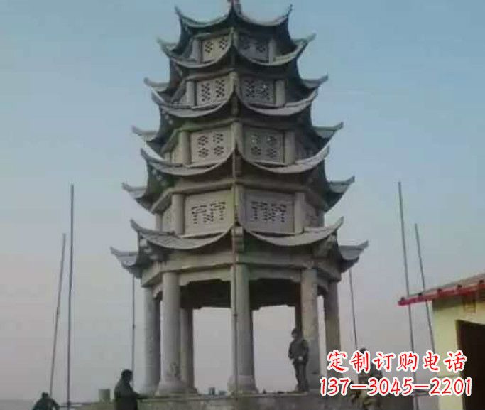 泸州精美绝伦的多层凉亭石雕