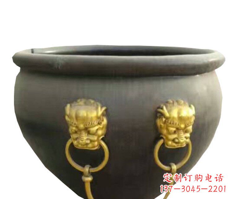 泸州仿古鎏金狮子头水缸铜雕塑