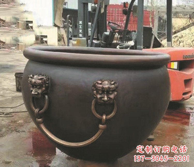 泸州非凡形态的铜雕狮子头水缸