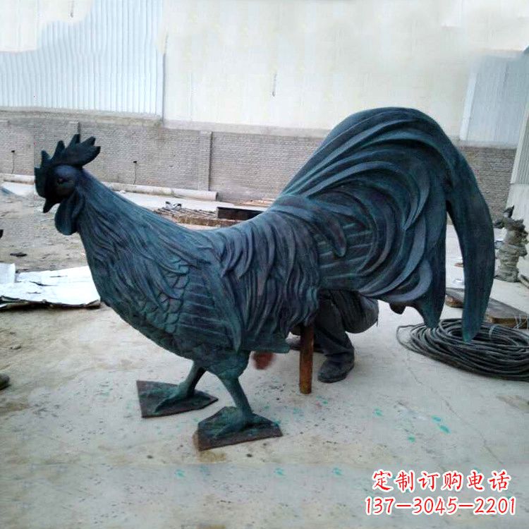 泸州古典铜雕公鸡