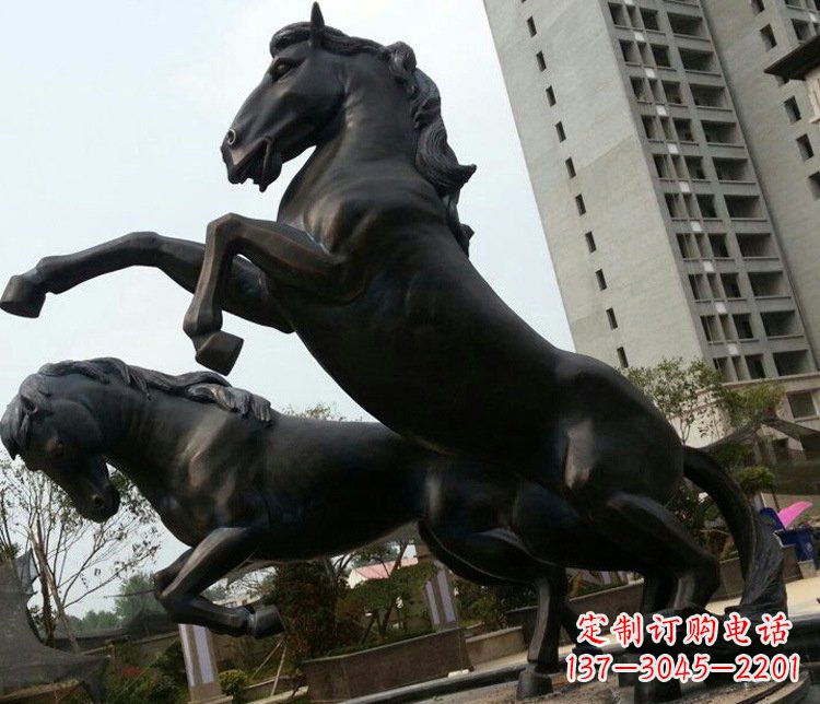 泸州高雅实木动物雕塑