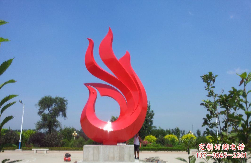 泸州精美绝伦的凤凰不锈钢抽象雕塑