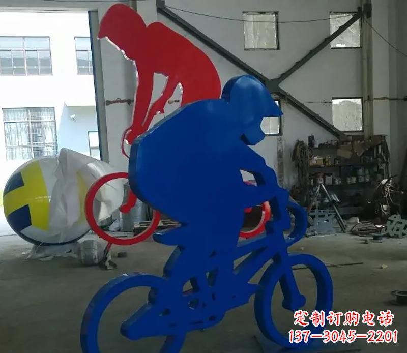 泸州公园不锈钢骑自行车运动人物雕塑