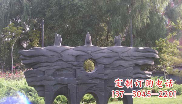 泸州精美绝伦的战士铜雕