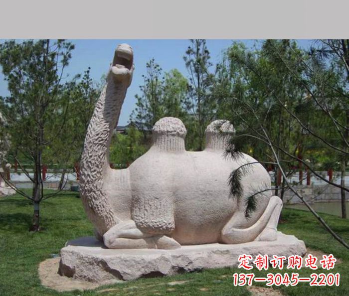 泸州优雅骆驼石雕