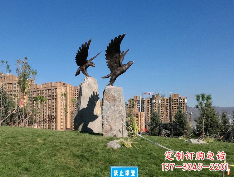泸州全新设计的精致老鹰雕塑