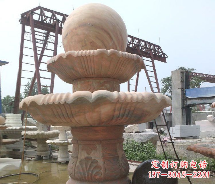 泸州绚丽多彩的风水球雕塑