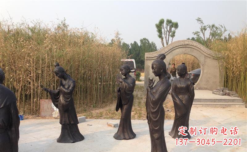 泸州公园古代女人人物铜雕