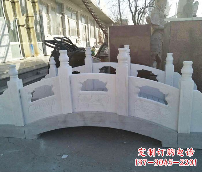 泸州大理石拱桥雕塑