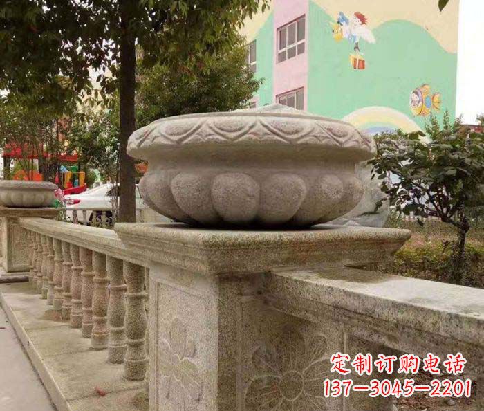 泸州公园景观砂岩花盆石雕