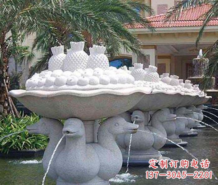 泸州高雅精致的天鹅石雕