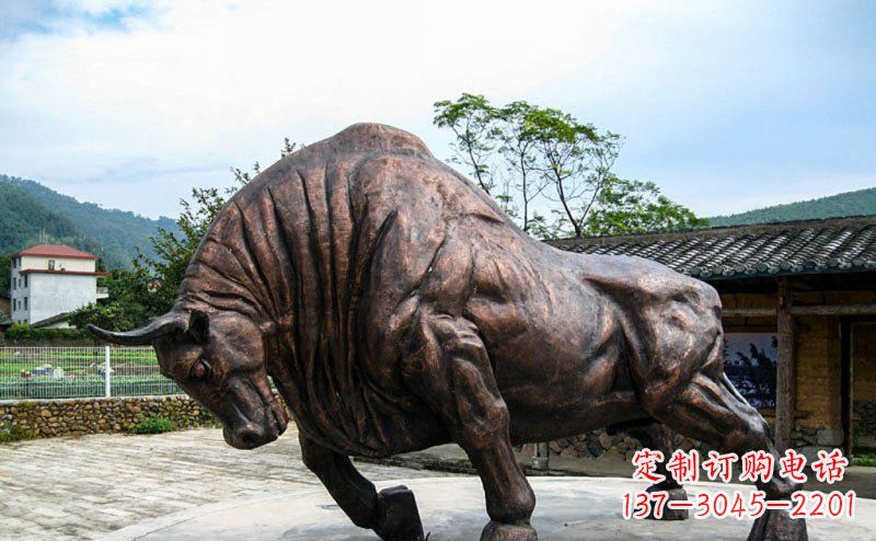 泸州公园开荒牛动物铜雕