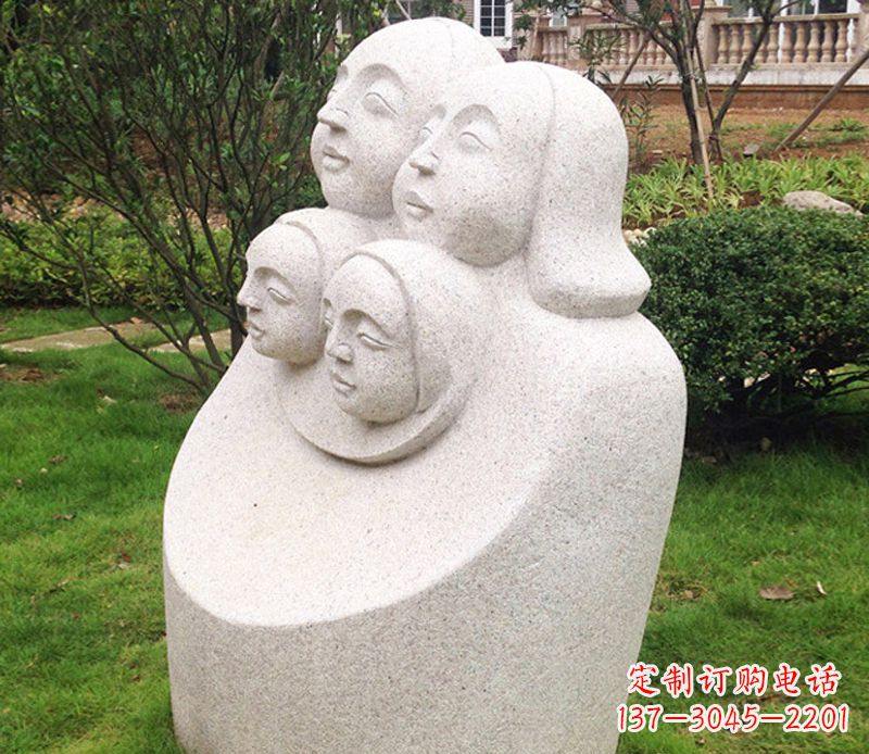 泸州公园母子人头像石雕