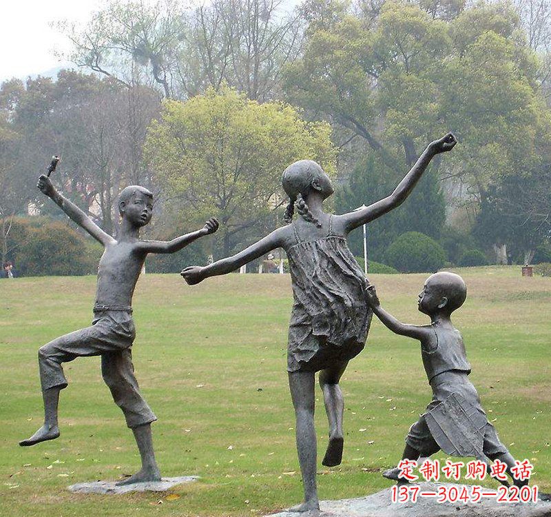 泸州公园人物放风筝的儿童铜雕