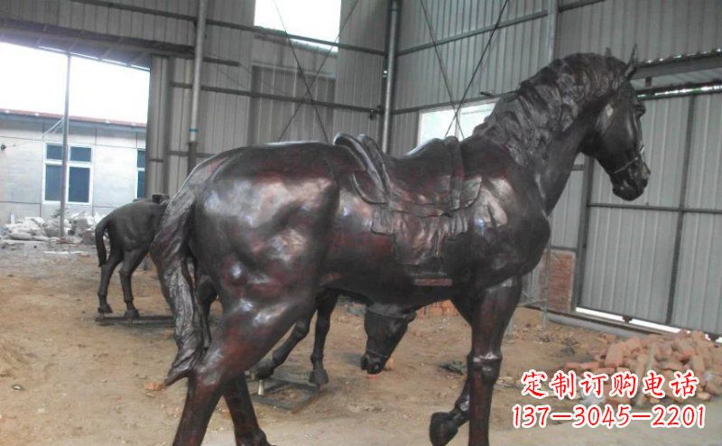 泸州公园铜马动物铜雕