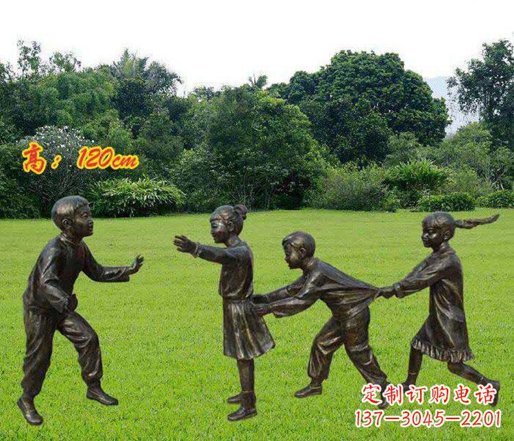 泸州公园玩老鹰捉小鸡的儿童小品铜雕 (2)