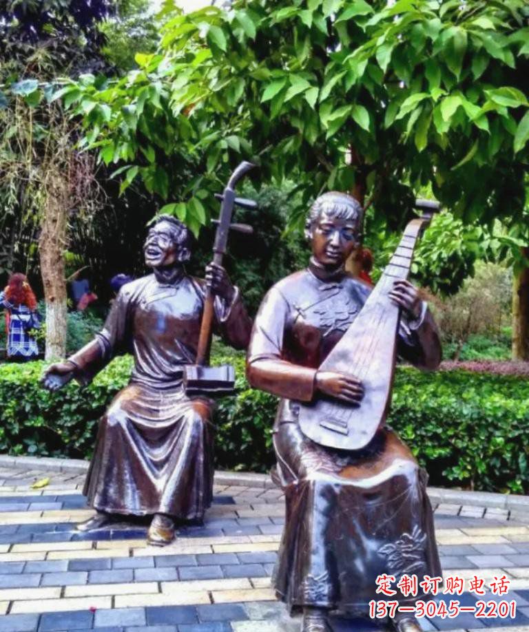 泸州以音乐为灵感原点的二胡铜雕