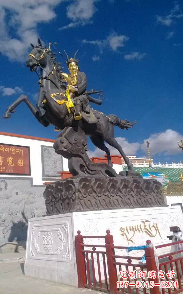 泸州古典骑马人物雕塑