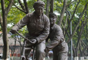 泸州装饰你家园的自行车雕塑