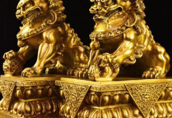 泸州故宫金狮子雕塑，精工细技定制爱心图案