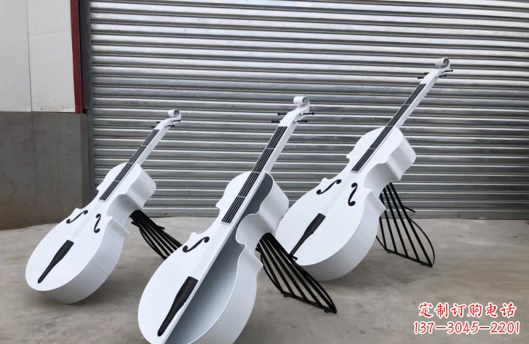 泸州精美的不锈钢大提琴雕塑,让你的空间更加温馨