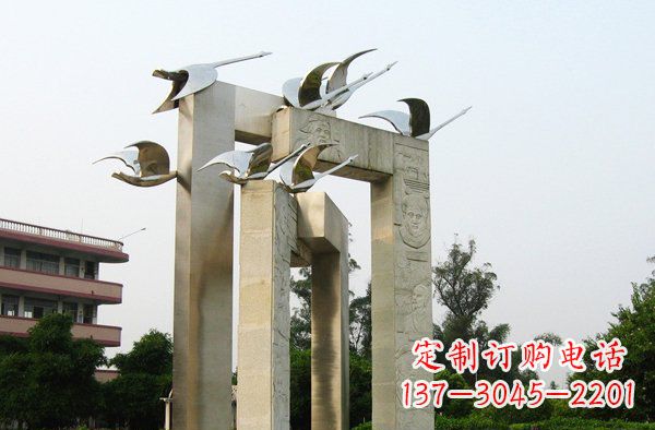泸州展现自然之美的不锈钢大雁动物雕塑