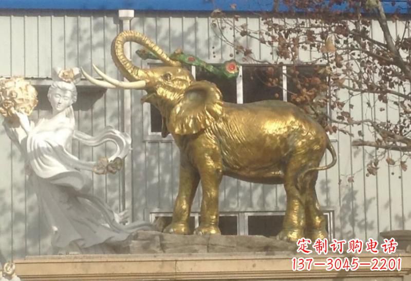 泸州广场大象雕塑